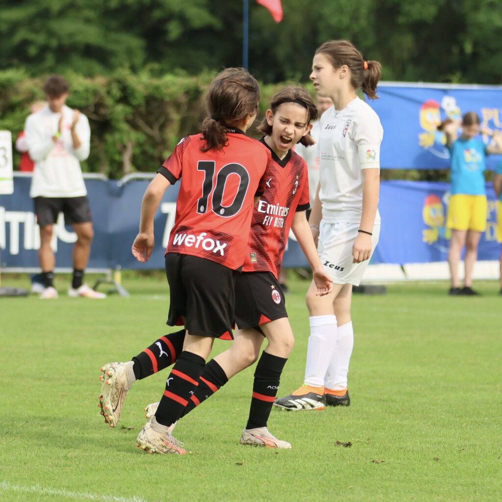 Curtain rises on the 10th edition of the Pulcino d'Oro Sipario Pulcino1 1 Sipario Pulcino1 1